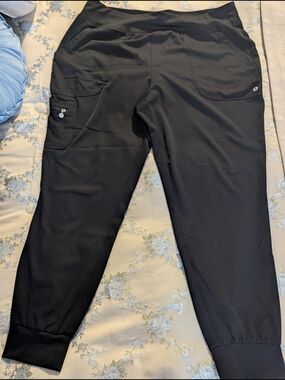 Black Men's Cargo Jogger Pants - Brand: